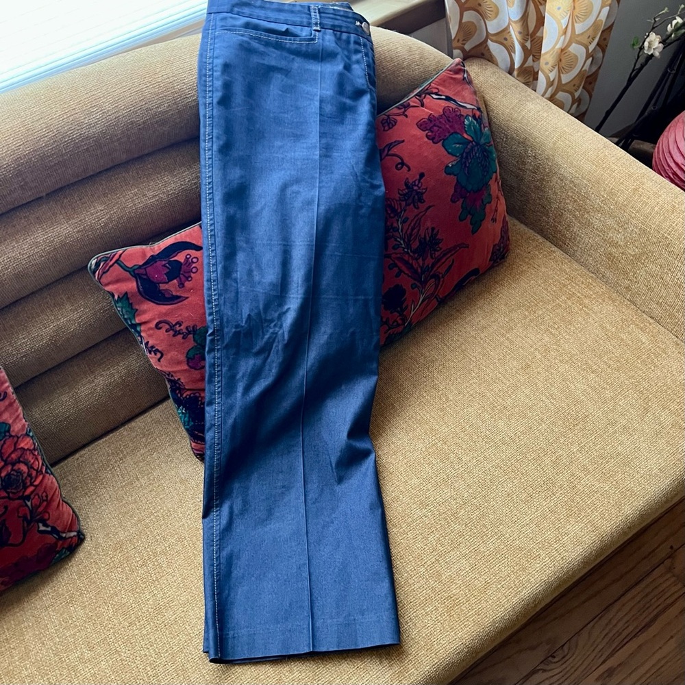Vintage BCBG Capri Length Pants